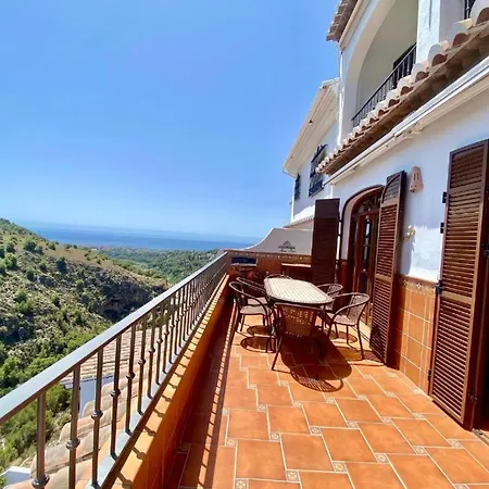 Holiday home Casa Con Increibles Vistas A Montanas Y Al Mar *
