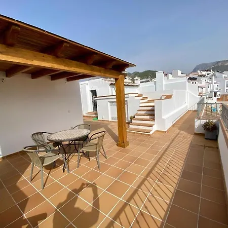 Casa Con Increibles Vistas A Montanas Y Al Mar Frigiliana