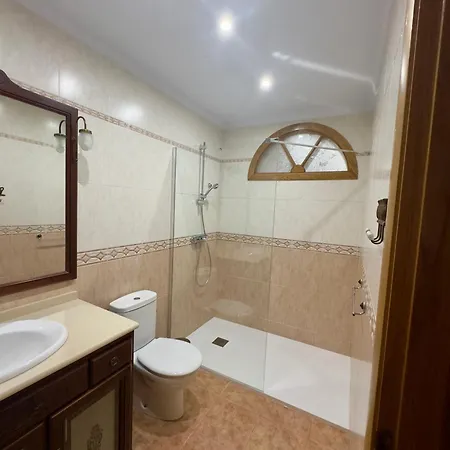Casa Con Increibles Vistas A Montanas Y Al Mar Holiday home